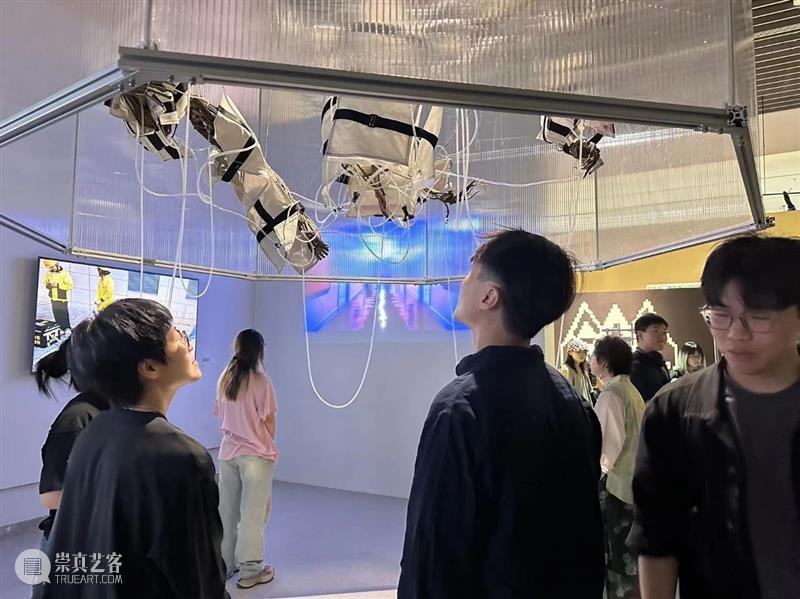 展览现场 (一) | 荒野之声Sounds Wild 液态 Liquid 现场 荒野 Sounds Wild 部分 作品 徐健 记忆 装置 标准 崇真艺客