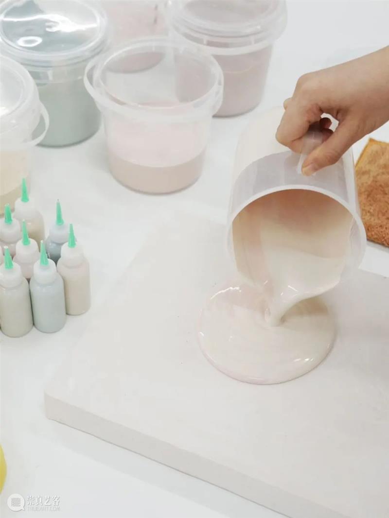 AM 生活美学 | 多巴胺每时每刻:彩瓷时钟工作坊 崇真艺客