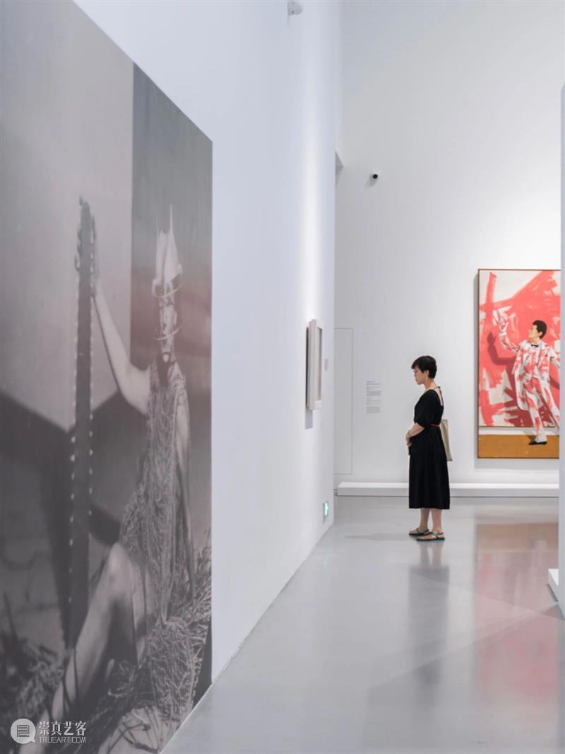 肖像背后的故事｜怪诞面孔之下，是自嘲，还是坏品味？ 崇真艺客