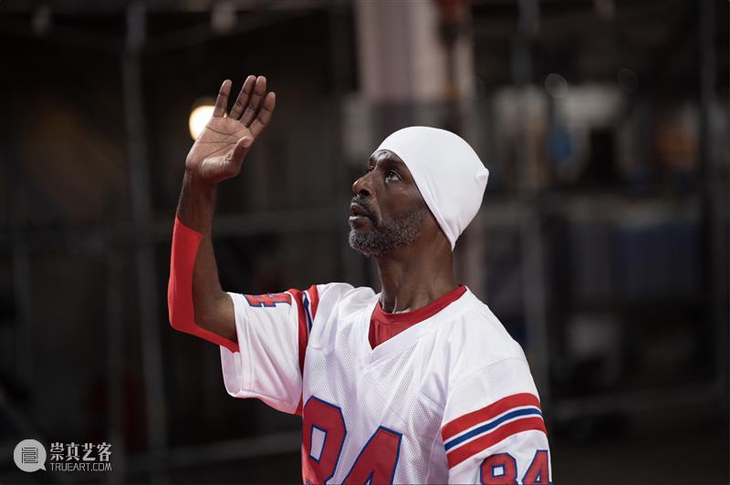 马修·巴尼：萦绕一生的冲击时刻 崇真艺客