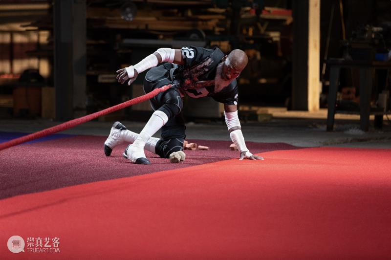 马修·巴尼：萦绕一生的冲击时刻 崇真艺客