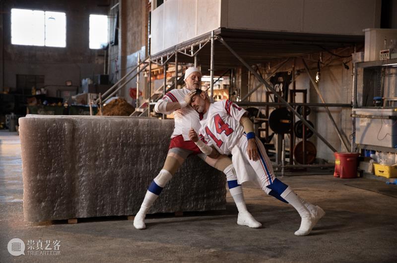 马修·巴尼：萦绕一生的冲击时刻 崇真艺客