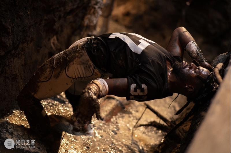 马修·巴尼：萦绕一生的冲击时刻 崇真艺客