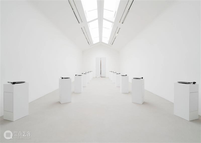 贝浩登巴黎｜ JR 个展 “在光中” —— 黑暗蕴藏着光明的恩惠 崇真艺客