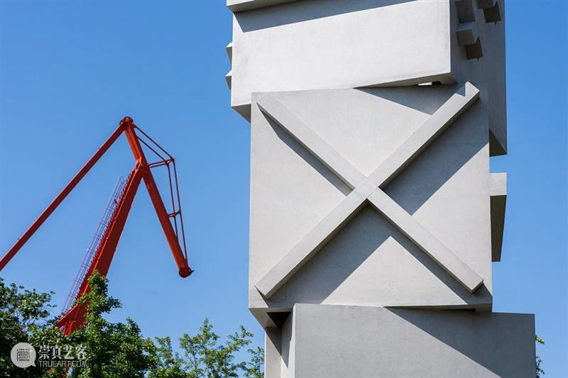 丁乙公共雕塑《光塔》于杨浦滨江永久展出 崇真艺客