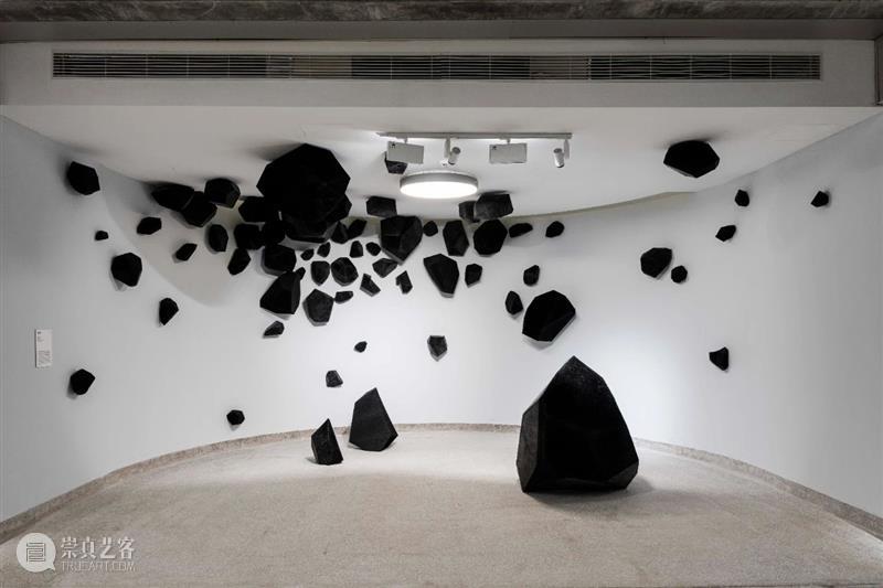 丁乙公共雕塑《光塔》于杨浦滨江永久展出 崇真艺客