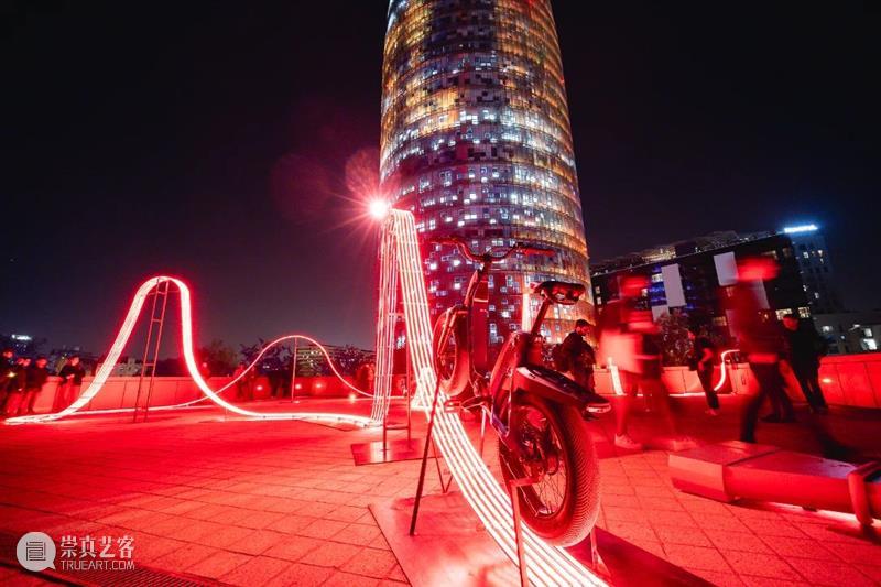 互动灯光艺术案例（五） 崇真艺客