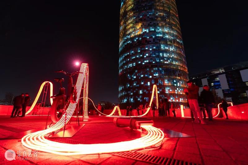 互动灯光艺术案例（五） 崇真艺客