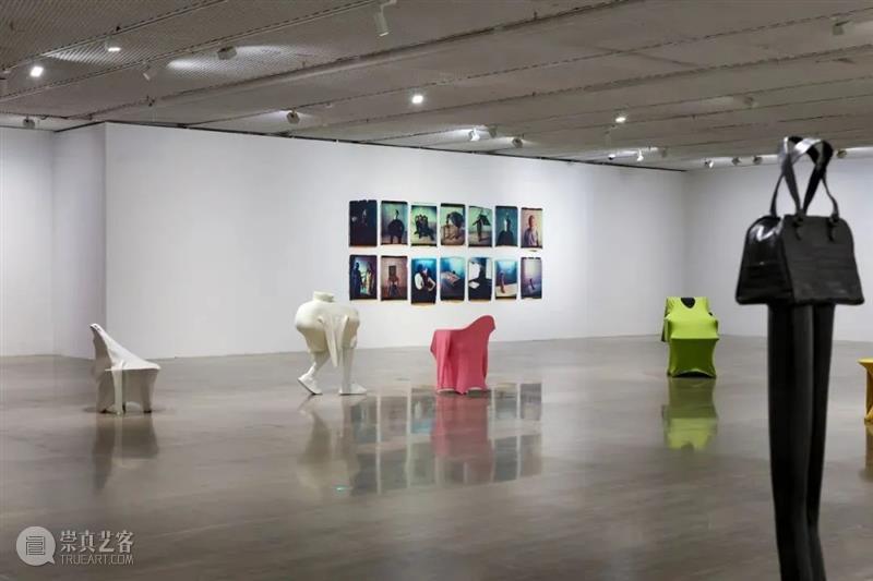 立木艺术家 | 欧文·沃姆个展于上海复星艺术中心开展,集结艺术“梦游者” 视频资讯 艺术家 欧文 沃姆 梦游者 上海复星艺术中心 立木 艺术 Wurm 个展 Dreamwalkers 崇真艺客
