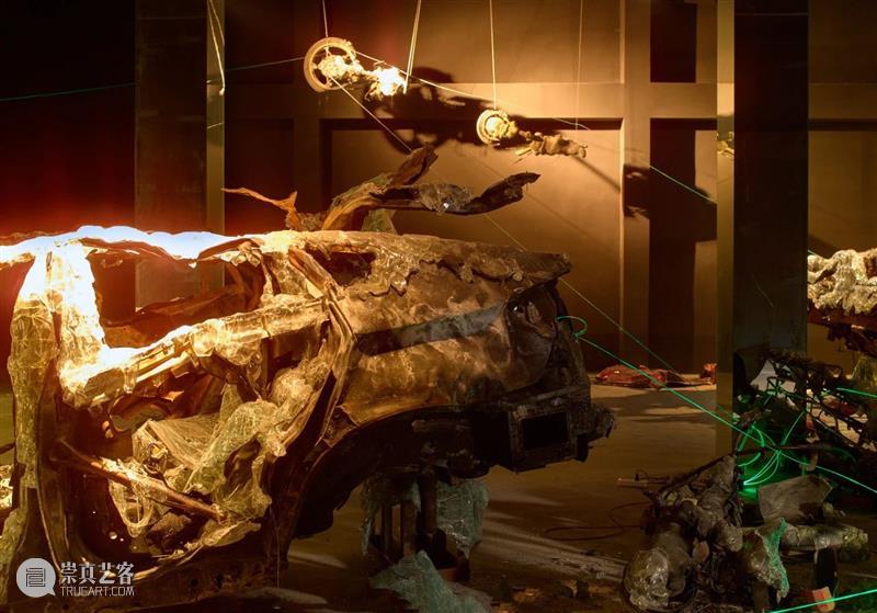 梁绍基:万变之器,不变之道 BAZAAR ART 梁绍基 公众 时尚芭莎艺术http: biz MjM1NDQ5NjE0MQ==时间 古今 城市 经历 历史 往事 崇真艺客