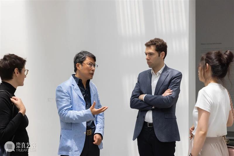TAG资讯 | 法国驻华大使馆文化教育与科学事务公使衔参赞裴国良一行到访西海美术馆 崇真艺客