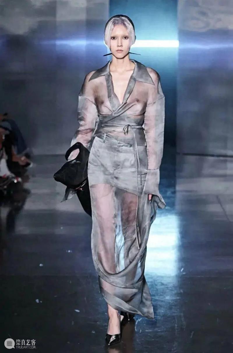 【IFA-艺术赏析】Grace Ling | 古怪而优雅的女性气质-可持续时尚穿戴 崇真艺客