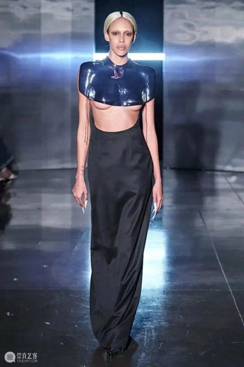 【IFA-艺术赏析】Grace Ling | 古怪而优雅的女性气质-可持续时尚穿戴 崇真艺客