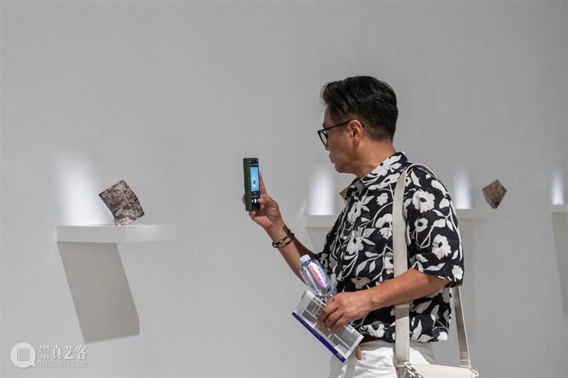 白石画廊北京｜开幕现场：坪田昌之、金理有、斑万字三人展《隐形维度》 崇真艺客