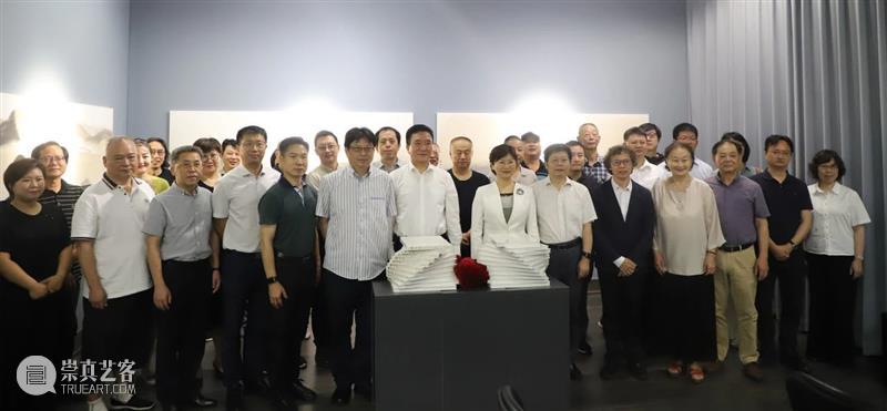 梦之旅——章嘉陵艺术展今开幕 崇真艺客