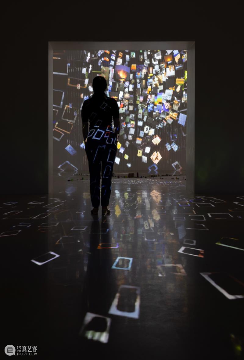 高古轩巴黎|Sarah Sze 标志性绘画新作与沉浸式影像装置 崇真艺客