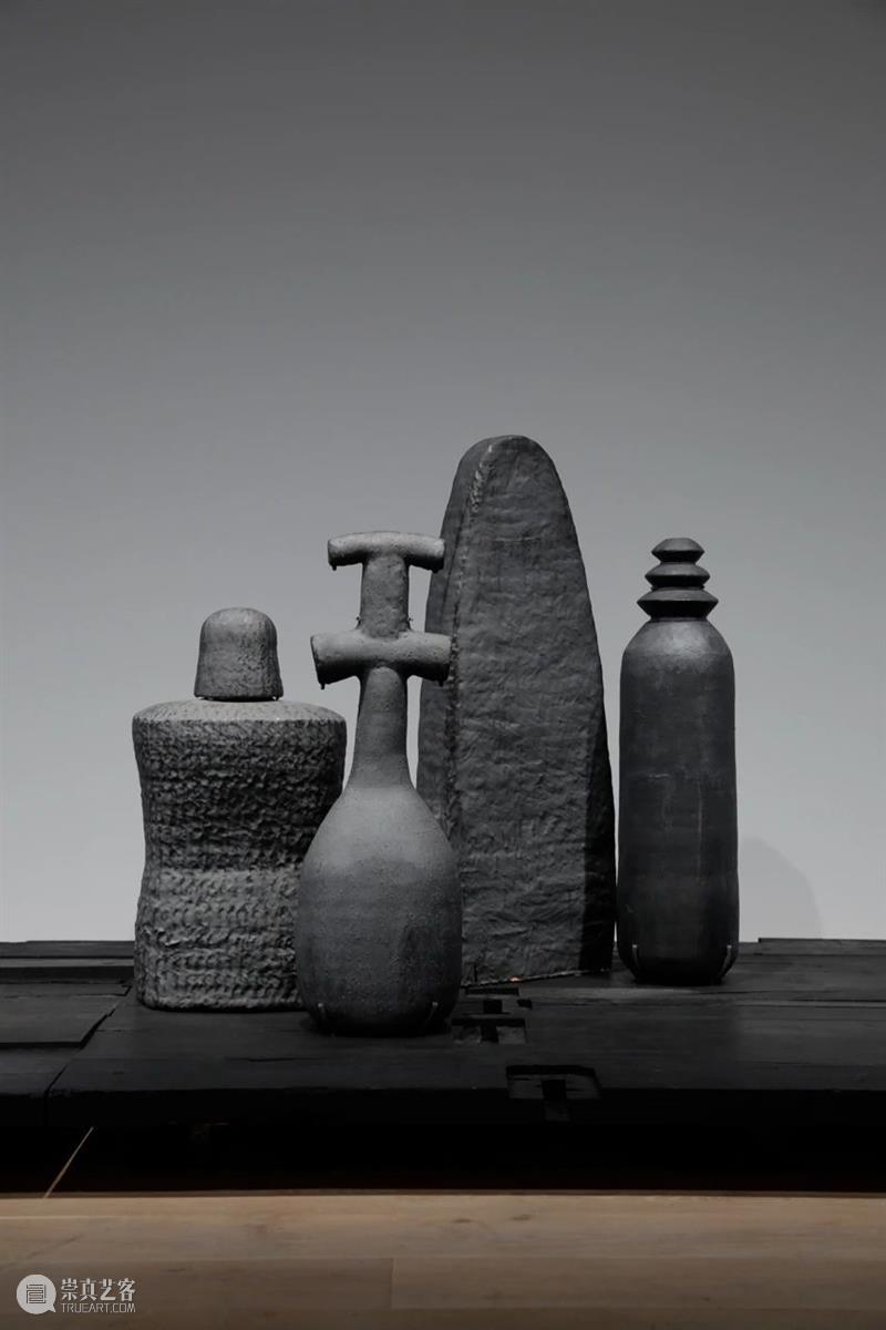 白立方艺术家 | 西斯特·盖茨(Theaster Gates)个展Afro-Mingei在东京森美术馆举行 崇真艺客