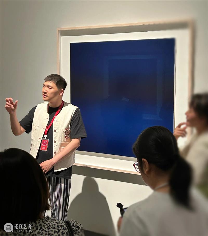 多样化的导览服务,为你打开观展新世界 崇真艺客