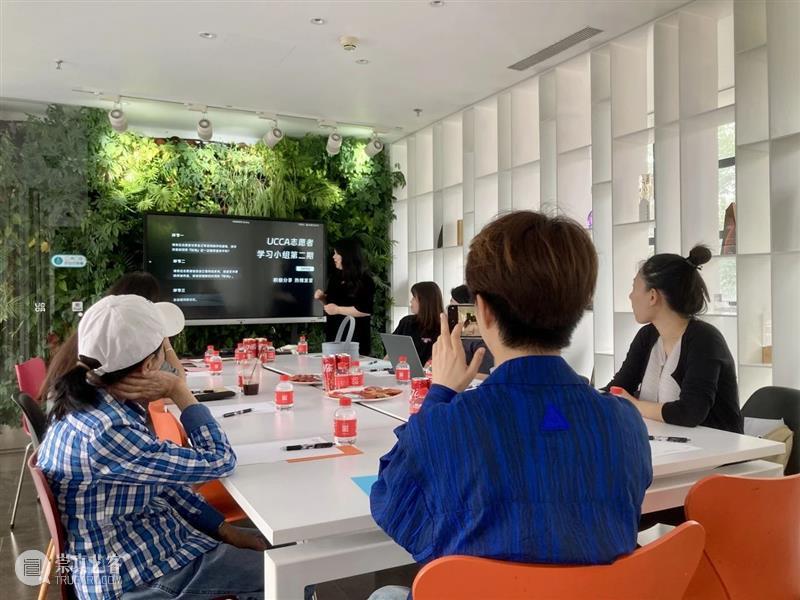 多样化的导览服务,为你打开观展新世界 崇真艺客