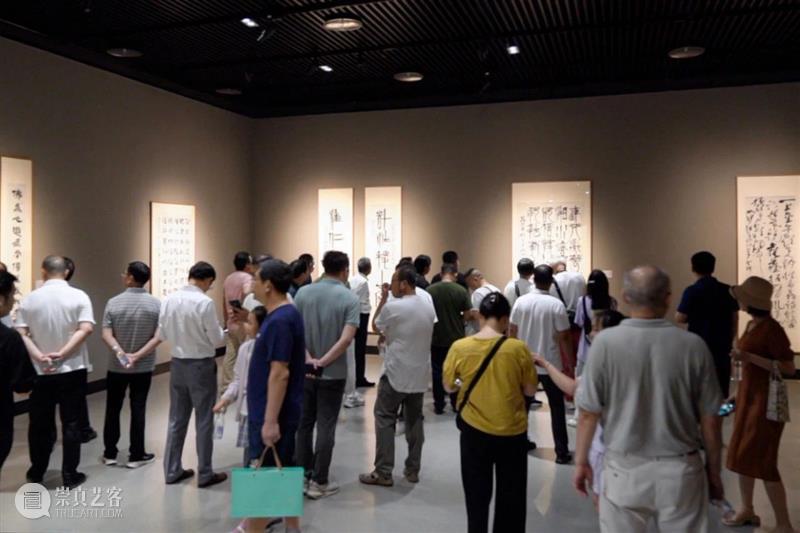 现 场丨“继古开今——当代五体书法大展”在盐城市美术馆开幕 崇真艺客