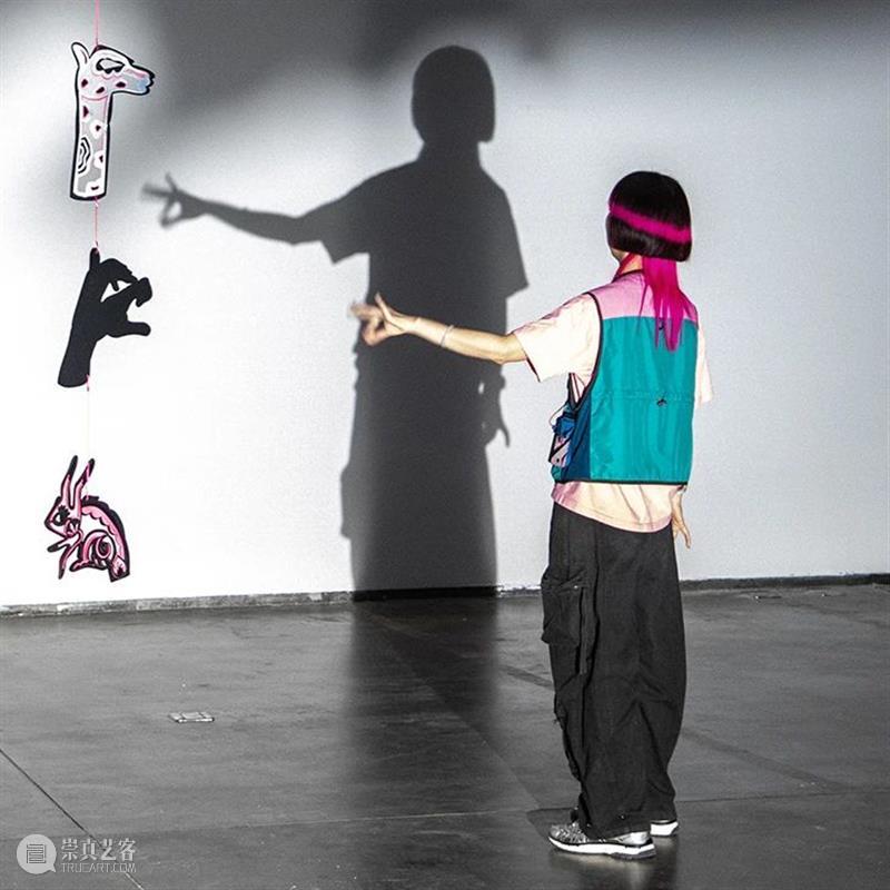 MOCA 艺术家来了 | “90后顶级剪纸艺术家”陈粉丸的拿手好“戏”！ 崇真艺客