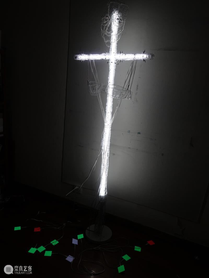 CYE × 袁逸 ：纯粹的场域 崇真艺客