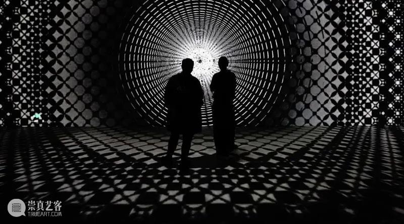 上海8月 | 21个不可错过的新媒体艺术展·演 崇真艺客