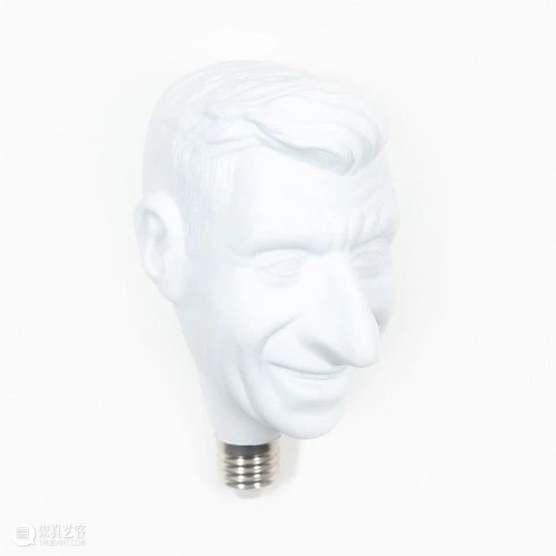 贝浩登艺术家|莫瑞吉奥·卡特兰个展“第三只手”—— 指向权力之外的存在 崇真艺客