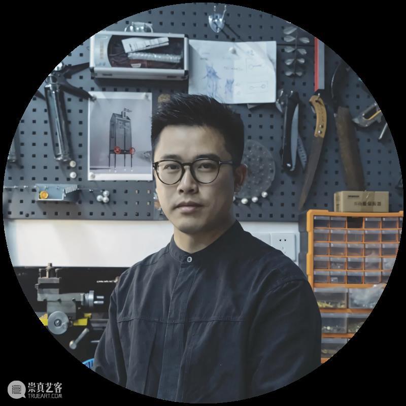 在澳门“养牛场”，他用AI与艺术构建了一个荒诞美学世界——“永无岛” 崇真艺客