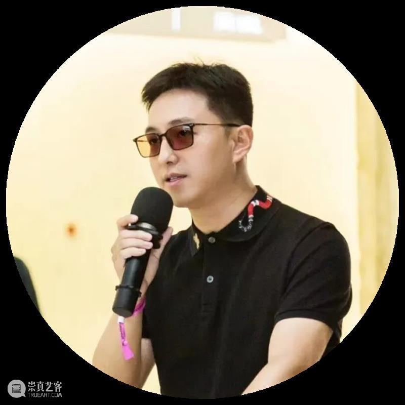 在澳门“养牛场”，他用AI与艺术构建了一个荒诞美学世界——“永无岛” 崇真艺客
