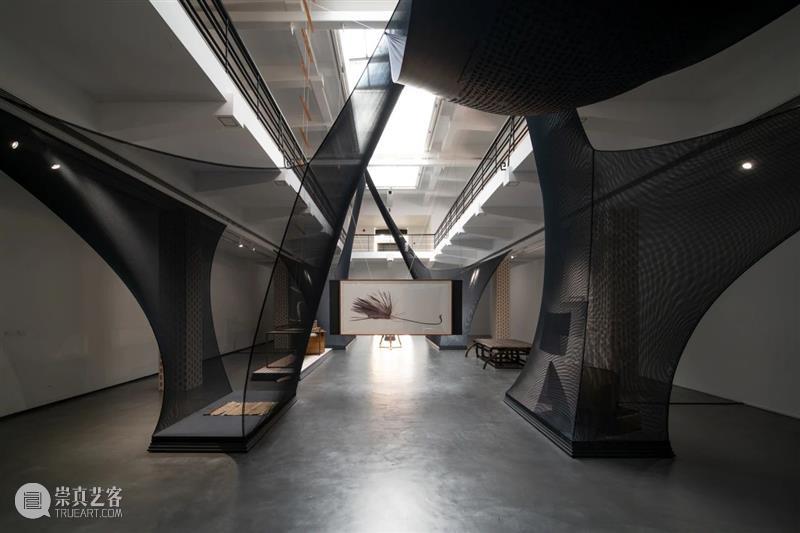 漂浮的迷宫 | 胡昀：远山 崇真艺客