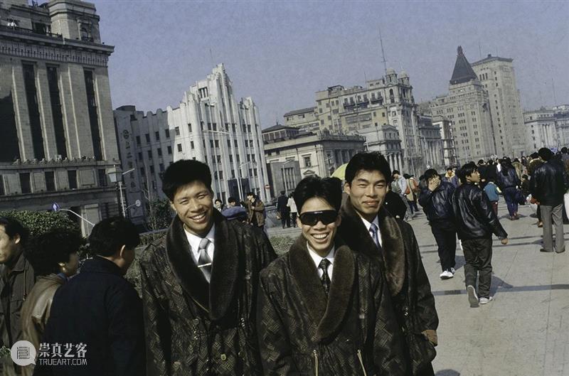 罗伯特·凡德·休斯特|上海:瞬间与永恒 1990-1993 Fotografiska 崇真艺客