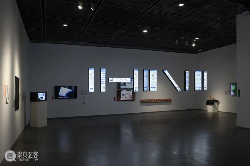 MOCA 展览 | 用艺术家特有的「教育方法」解码中国孩子们受到的教育! 崇真艺客