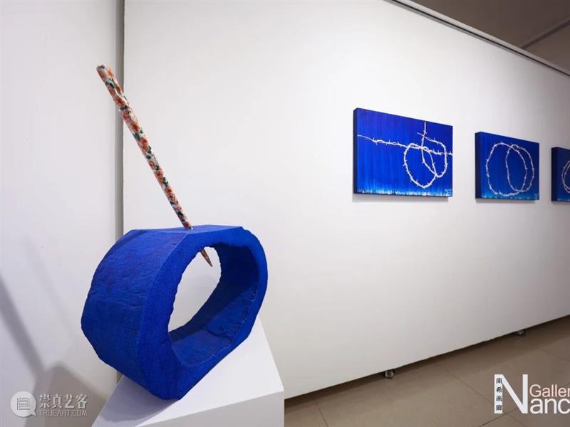 南希画廊新展 黑月·季胜利的生命蓝 热点聚焦  黑月·季胜利 南希画廊 查常平 崇真艺客