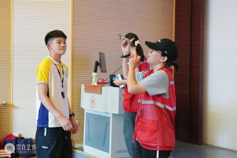 济宁市美术馆 | 高校探索营——与其向往，不如出发 崇真艺客