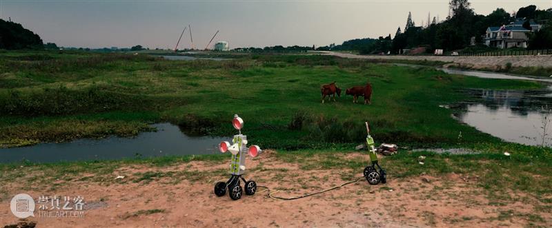 变戏法：仿真世界的后台表演 崇真艺客