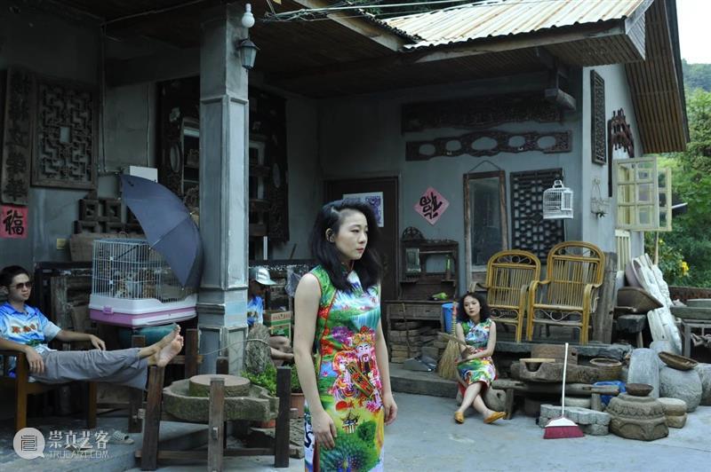 变戏法：仿真世界的后台表演 崇真艺客