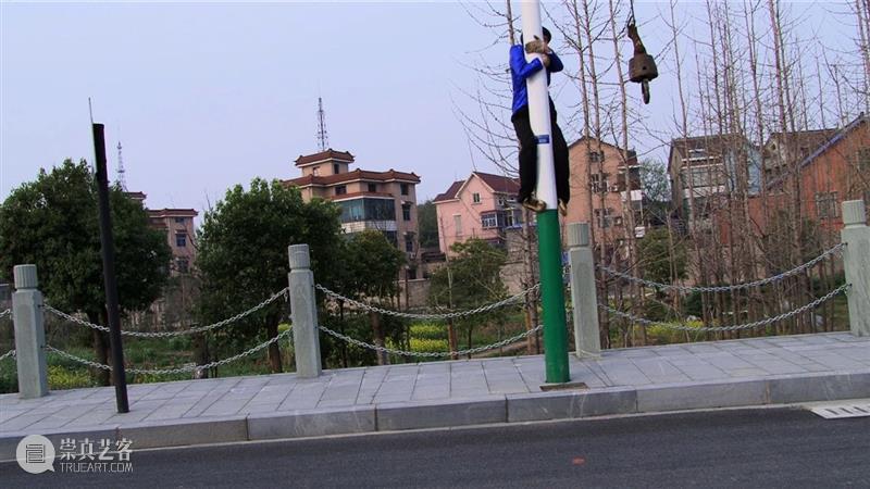 变戏法：仿真世界的后台表演 崇真艺客