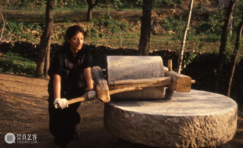 《玛丽娜·阿布拉莫维奇：能量转换》专职志愿者工作坊招募！ 崇真艺客