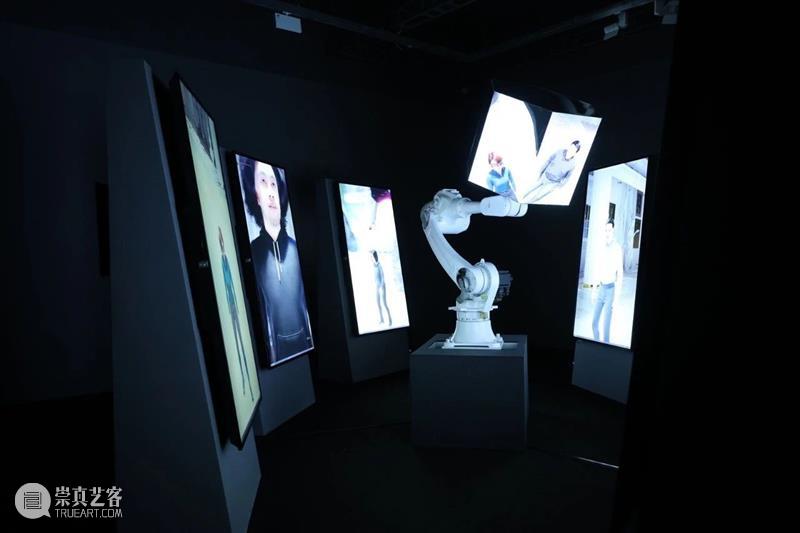HOW AI+数字艺术年|「未来生命档案」正式开幕,策展人视角揭秘展览 崇真艺客