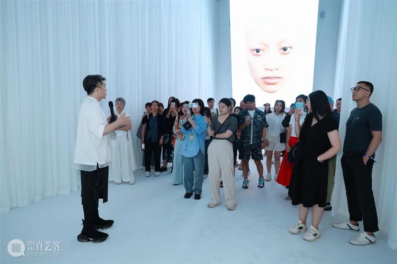 HOW AI+数字艺术年|「未来生命档案」正式开幕,策展人视角揭秘展览 崇真艺客