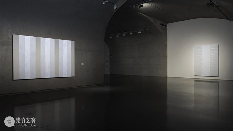 现场|玛丽·阔思 Mary Corse 新作展「存在光中」|佩斯纽约 崇真艺客