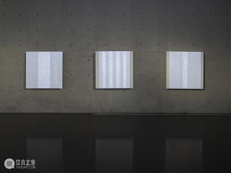 现场|玛丽·阔思 Mary Corse 新作展「存在光中」|佩斯纽约 崇真艺客