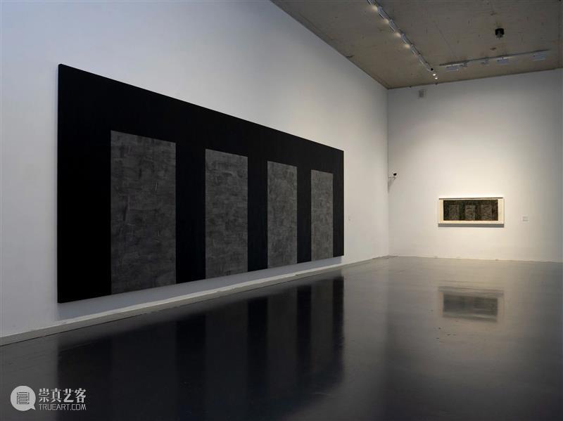 现场|玛丽·阔思 Mary Corse 新作展「存在光中」|佩斯纽约 崇真艺客