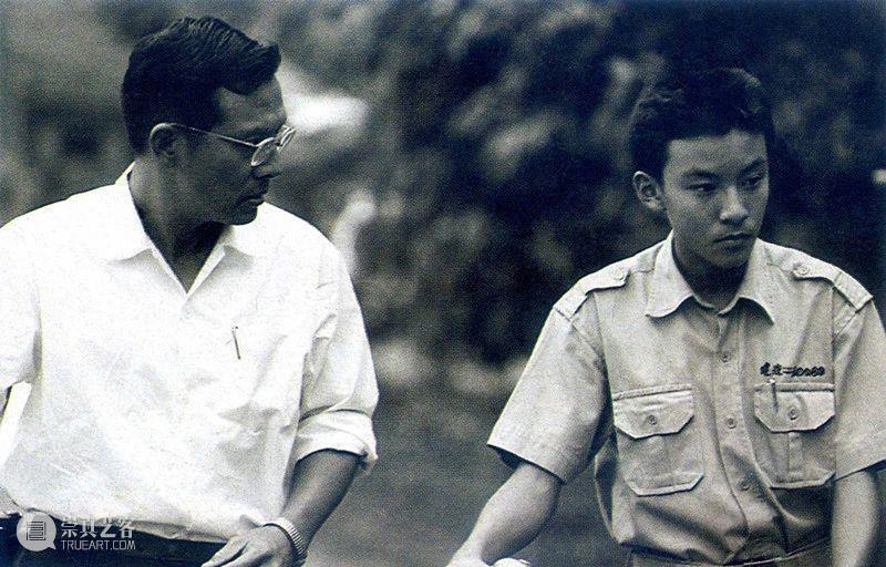 再次展现惊人演技,他无愧影帝头衔! 崇真艺客