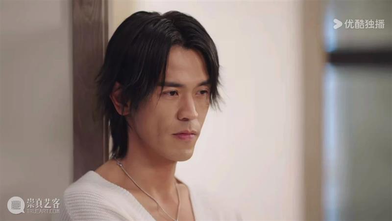 打人不挑日子的她,杀回统治区? 崇真艺客