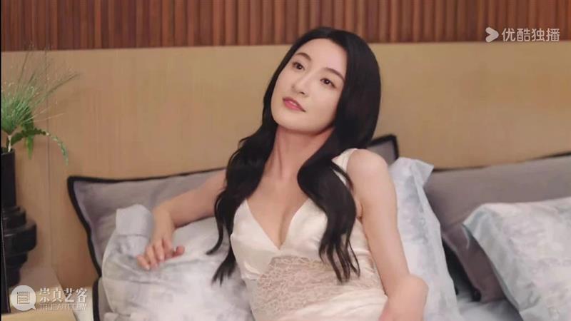 打人不挑日子的她,杀回统治区? 崇真艺客