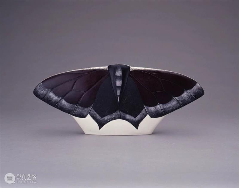 UCCA陶美术馆拉开帷幕——开馆展“器之道:日本岐阜县现代陶艺美术馆藏‘美浓国际陶瓷节’获奖作品精选展” 崇真艺客