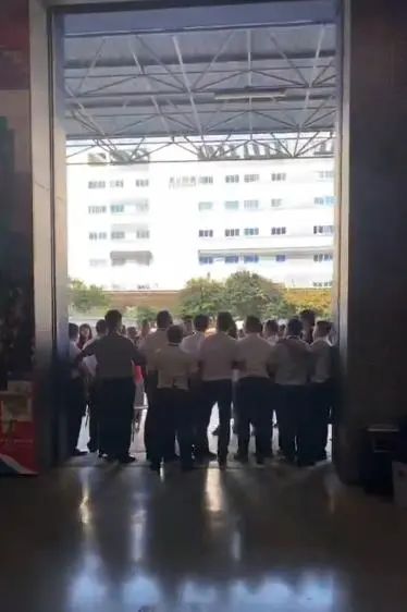 紧急通知 | 木星美术馆最新个展因突发事件被迫暂停 崇真艺客