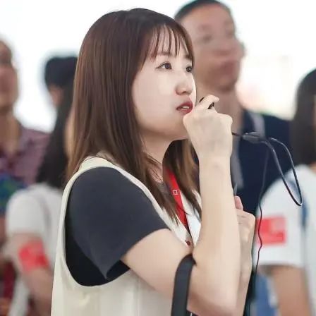 UCCA志愿者丨被夜晚相遇的两艘船照亮 崇真艺客